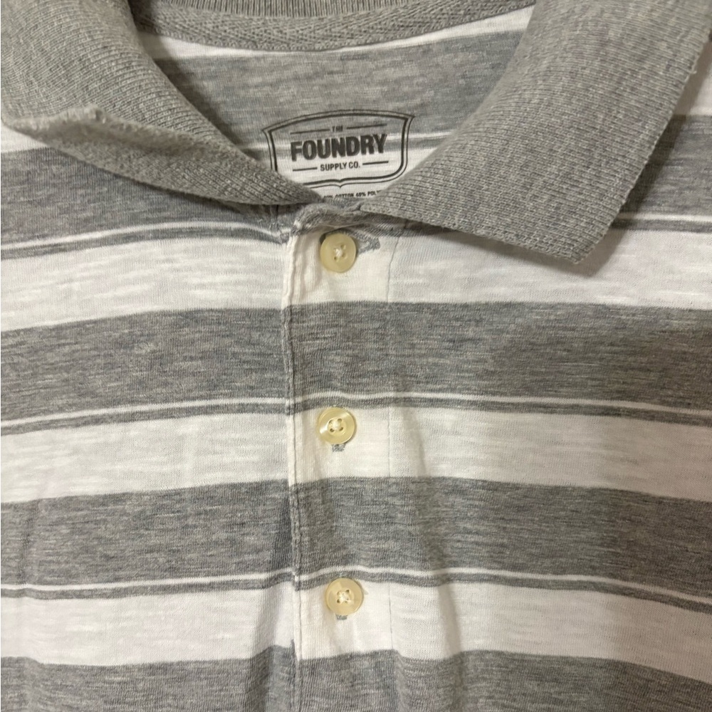 Men’s Big & Tall- gray striped polo. Size 3XLT - Picture 3 of 6